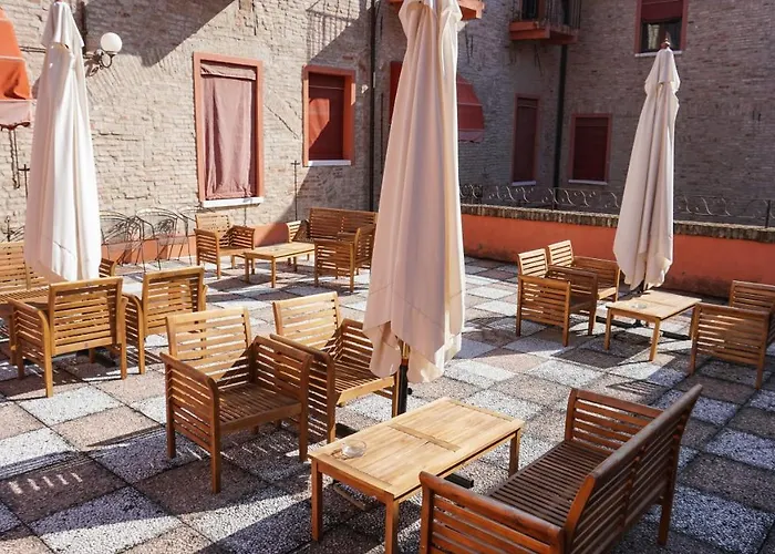 Antica Dimora Della Racchetta Gasthof