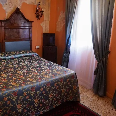 Gasthof Antica Dimora Della Racchetta Ferrara