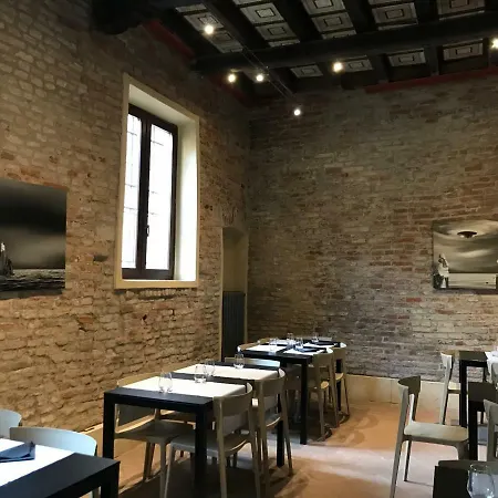 Antica Dimora Della Racchetta Gasthof