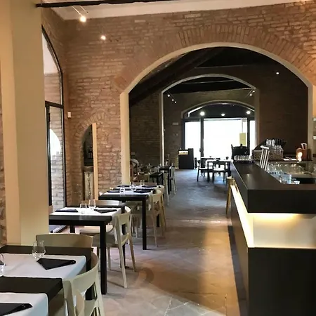 Antica Dimora Della Racchetta Ferrare