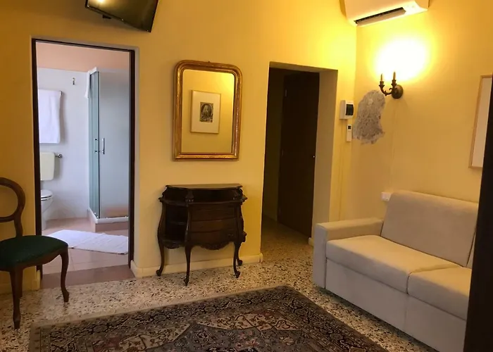 Antica Dimora Della Racchetta 4*