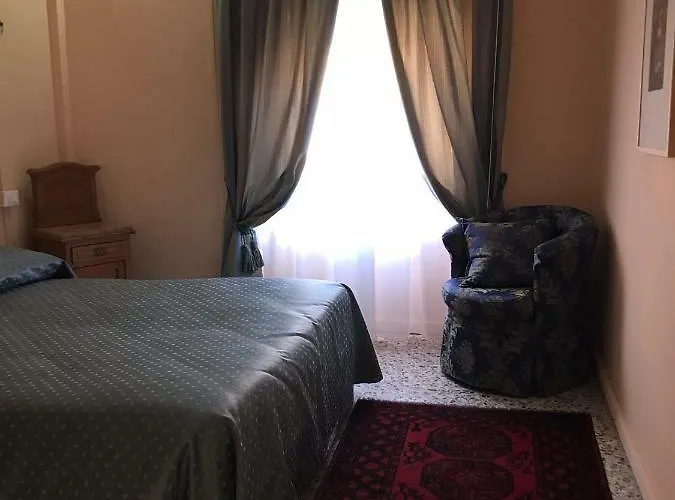 Antica Dimora Della Racchetta 4*