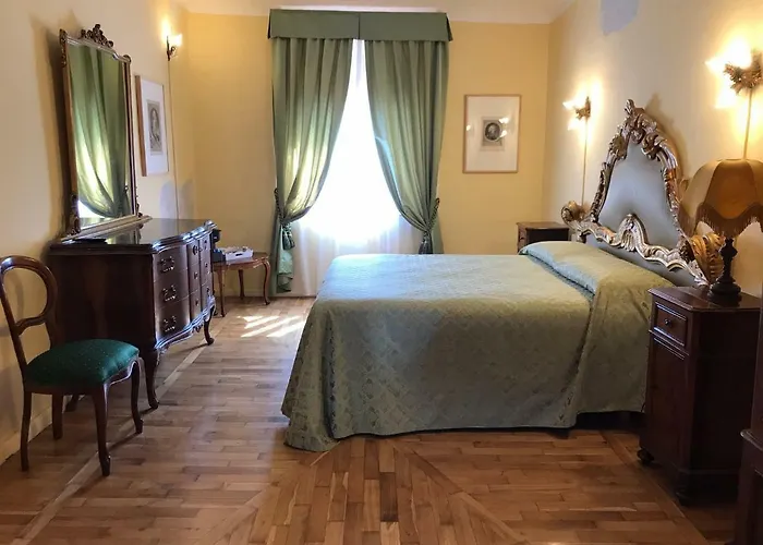 Antica Dimora Della Racchetta 4*